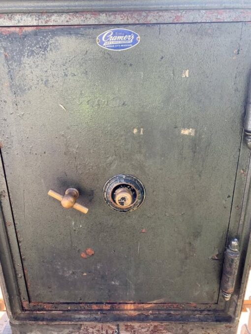 Combination Safe (25"x 24" x 36")