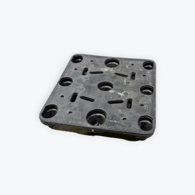 Pallet - Plastic Nesting With Handle (48" x 40" x 7")